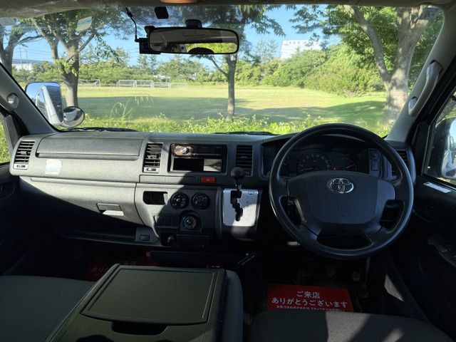 TOYOTA HIACE van 4WD 2015
