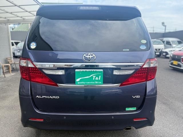 TOYOTA ALPHARD 2012