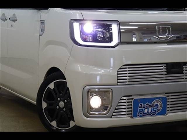 DAIHATSU WAKE 2015