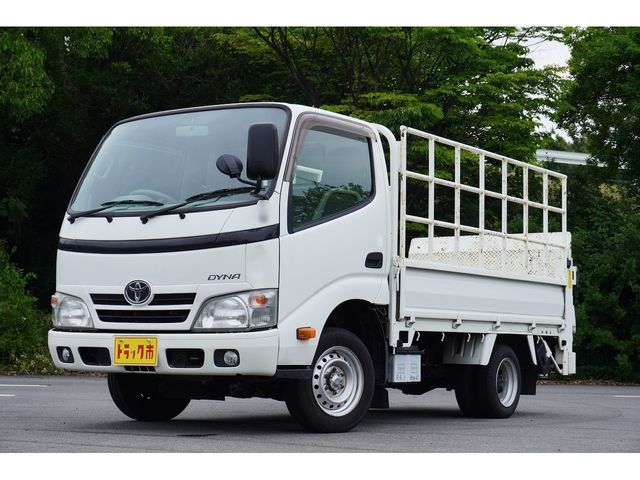 TOYOTA DYNA 2014