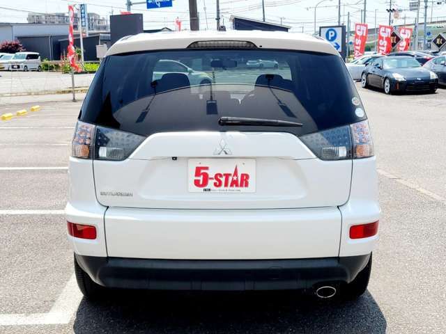 MITSUBISHI OUTLANDER 4WD 2010