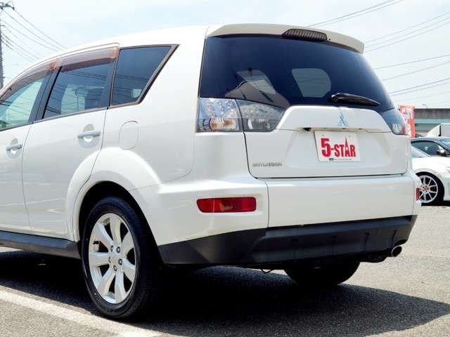 MITSUBISHI OUTLANDER 4WD 2010