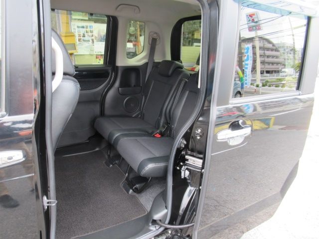 HONDA N BOX CUSTOM 2016