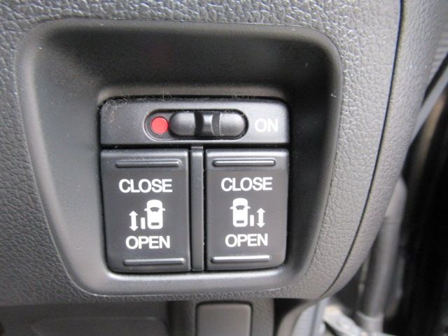 HONDA N BOX CUSTOM 2016