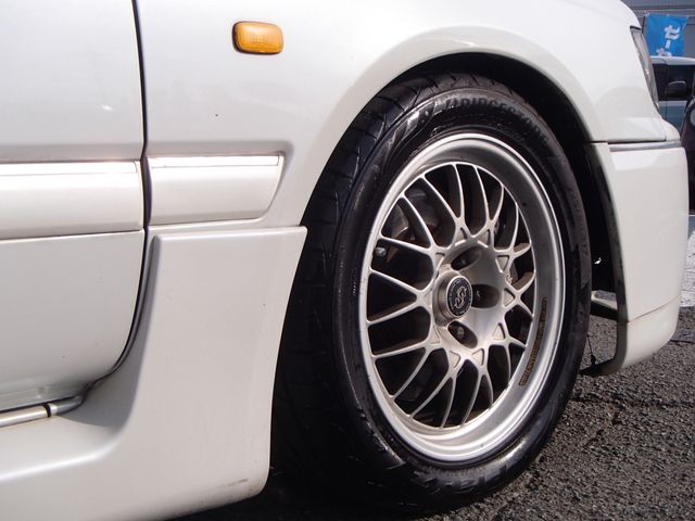 NISSAN STAGEA 4WD 1998