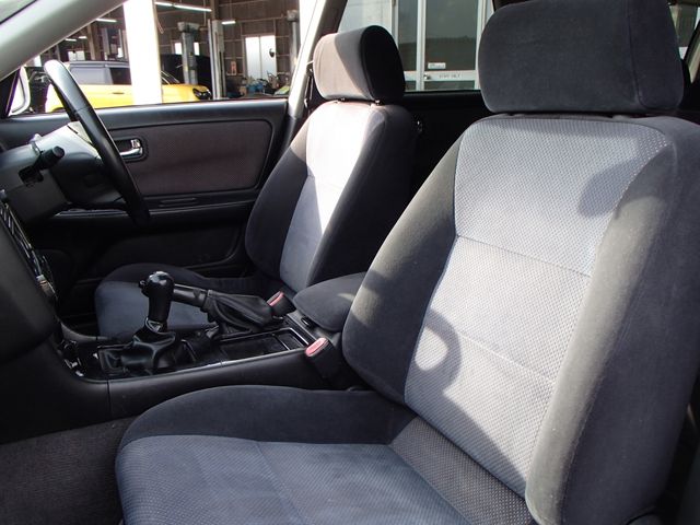 NISSAN STAGEA 4WD 1998