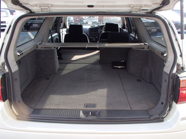 NISSAN STAGEA 4WD 1998