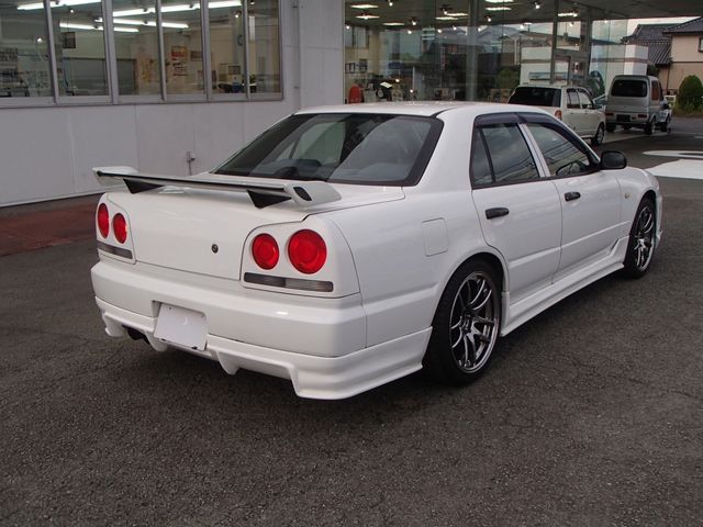 NISSAN SKYLINE 1999