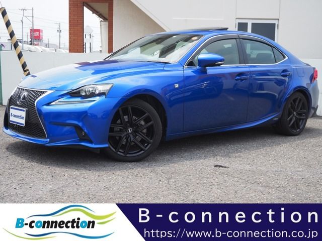 TOYOTA LEXUS IS300h 2013