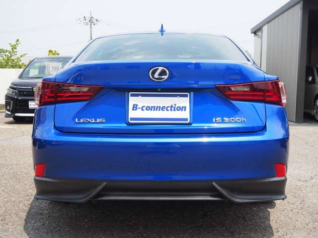 TOYOTA LEXUS IS300h 2013