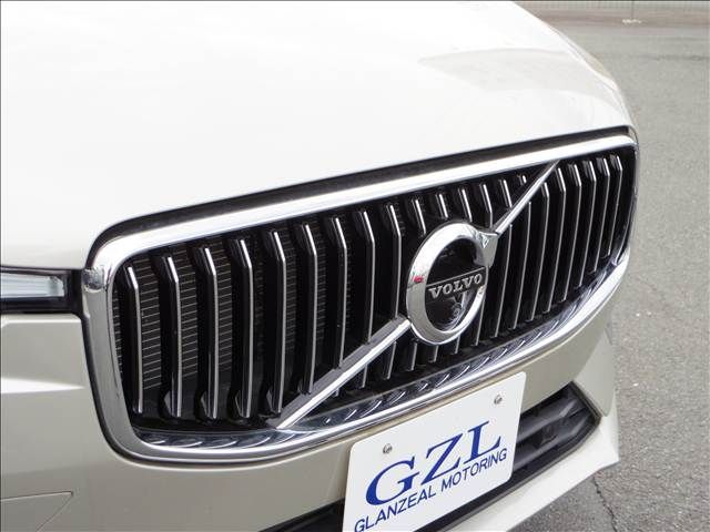 VOLVO VOLVO XC60 2017