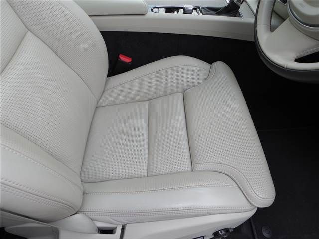 VOLVO VOLVO XC60 2017