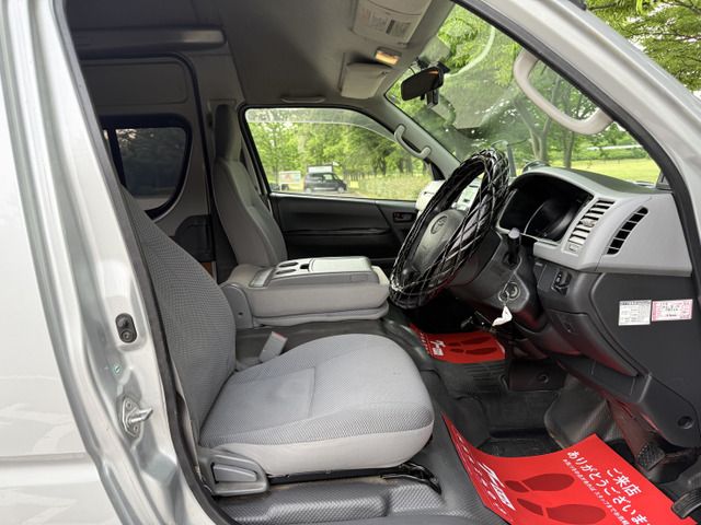 TOYOTA HIACE van 4WD 2007