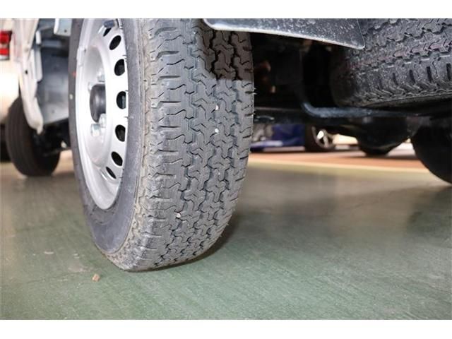 DAIHATSU HIJET truck 4WD 2023