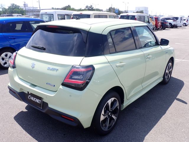 SUZUKI SWIFT 2023