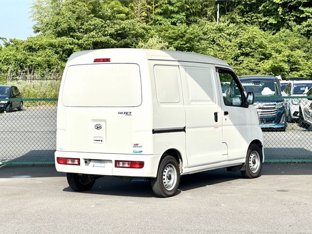 DAIHATSU HIJET CARGO 4WD 2017