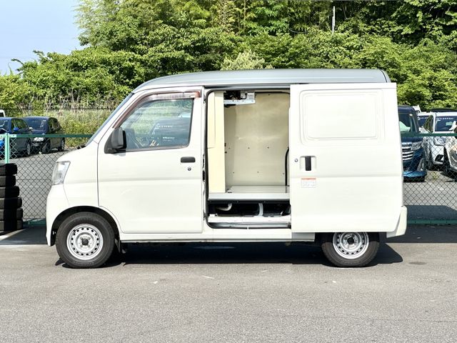 DAIHATSU HIJET CARGO 4WD 2017