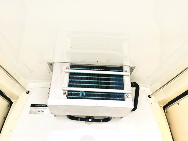 DAIHATSU HIJET CARGO 4WD 2017