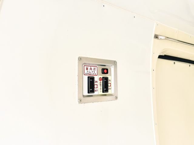 DAIHATSU HIJET CARGO 4WD 2017