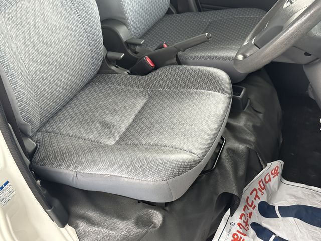 DAIHATSU HIJET CARGO 4WD 2017