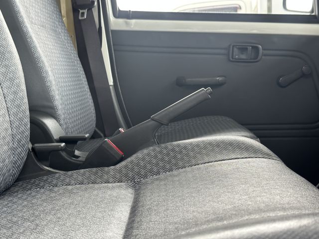 DAIHATSU HIJET CARGO 4WD 2017