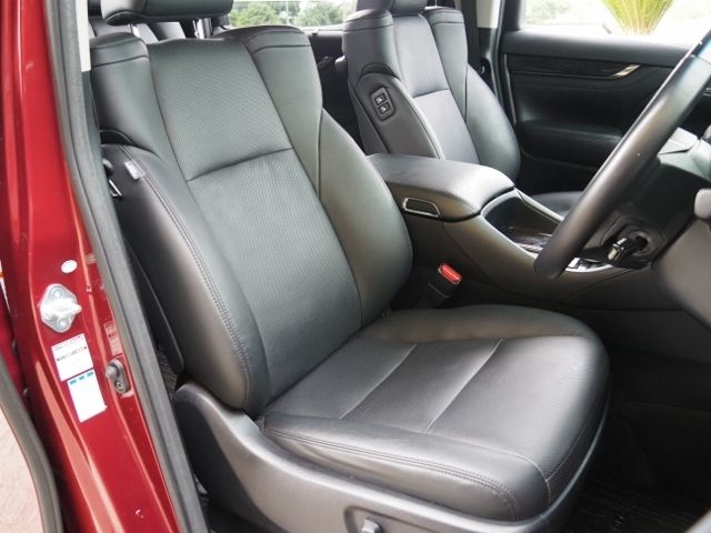 TOYOTA ALPHARD hybrid 4WD 2018