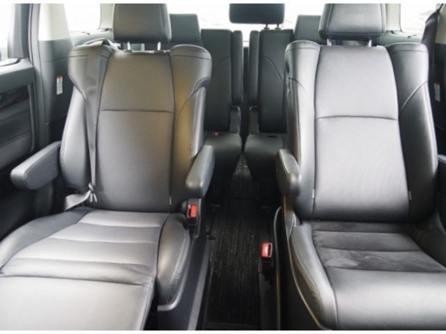 TOYOTA ALPHARD hybrid 4WD 2018