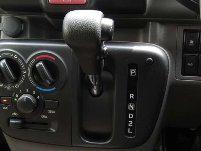 NISSAN NV100 CLIPPER 2022