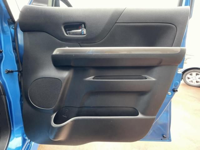 SUZUKI Spacia custom Z 2017