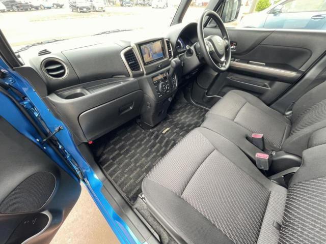 SUZUKI Spacia custom Z 2017