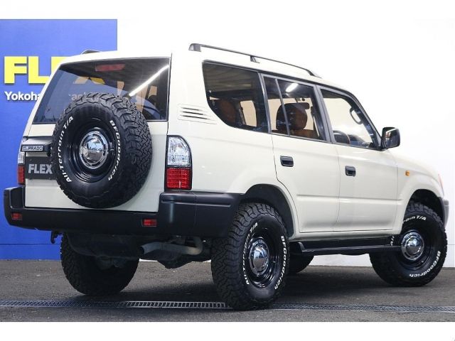 TOYOTA LANDCRUISER PRADO 2001