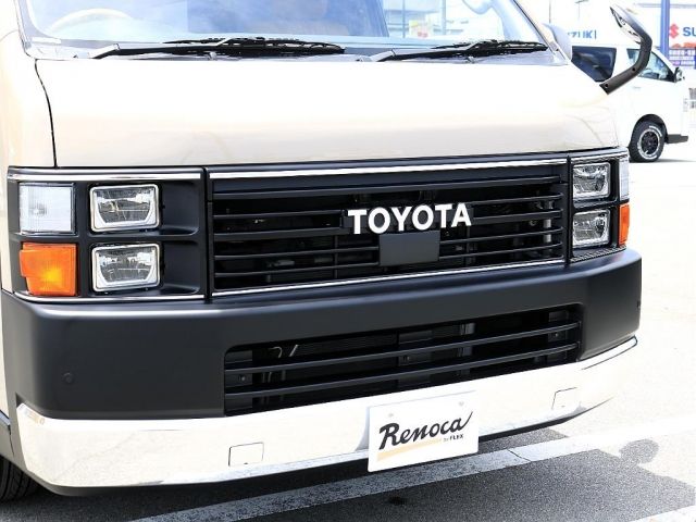 TOYOTA HIACE wagon 2018