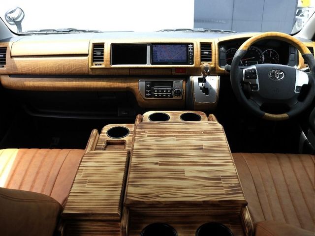 TOYOTA HIACE wagon 2018