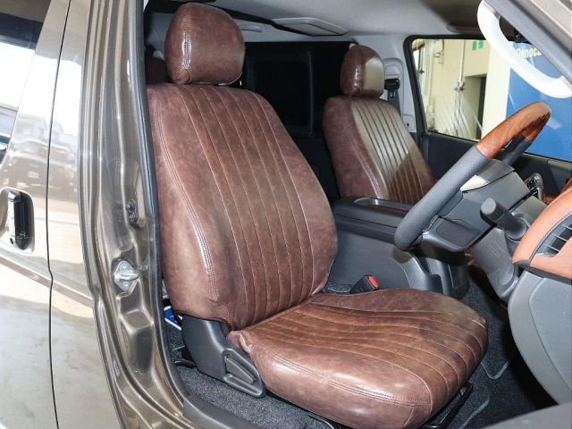 TOYOTA HIACE van 2WD 2022