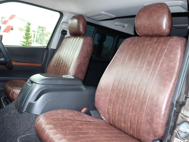 TOYOTA HIACE van 2WD 2022