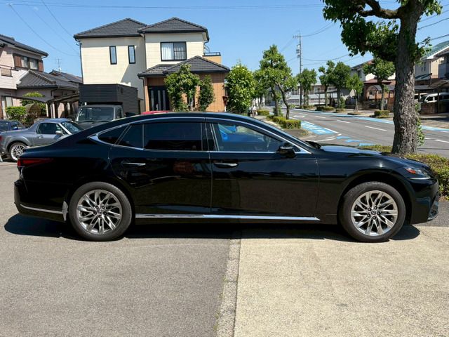 TOYOTA LEXUS LS500 2018