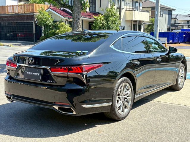 TOYOTA LEXUS LS500 2018