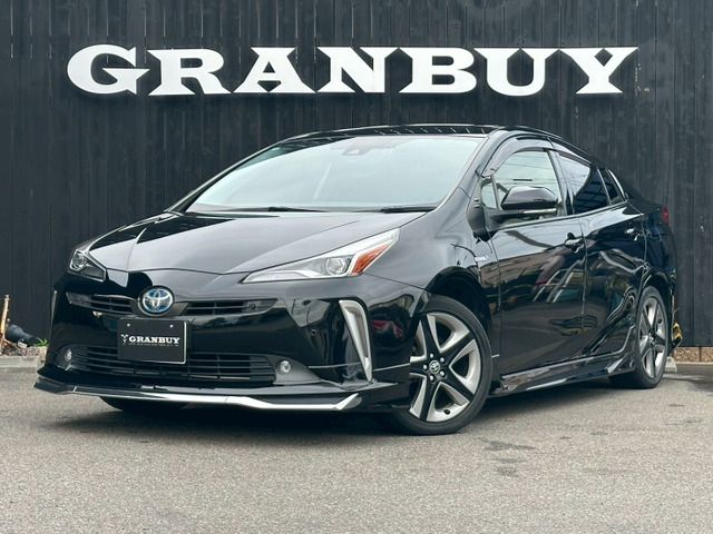 TOYOTA PRIUS 2020