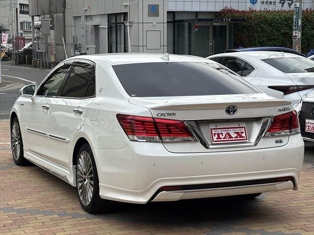 TOYOTA CROWN MAJESTA HYBRID 2016