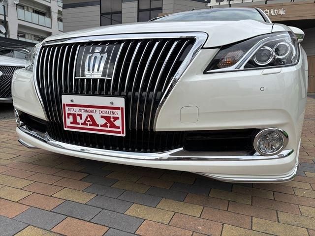 TOYOTA CROWN MAJESTA HYBRID 2016