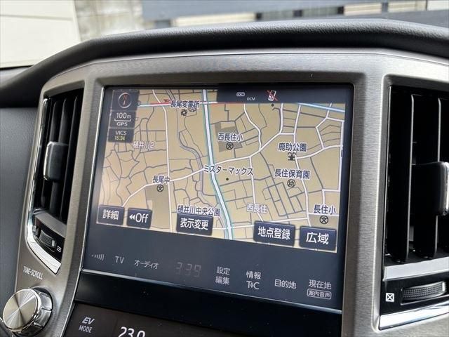 TOYOTA CROWN MAJESTA HYBRID 2016