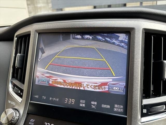 TOYOTA CROWN MAJESTA HYBRID 2016