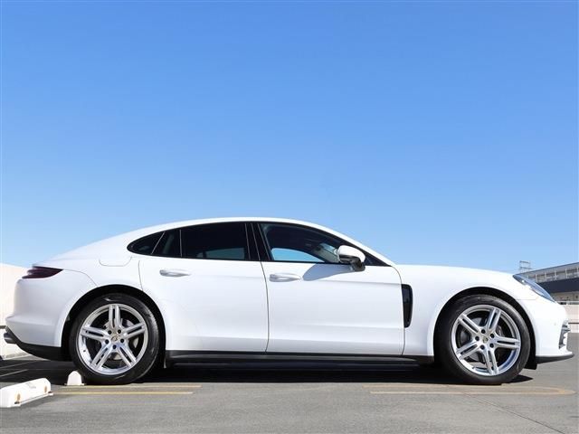 PORSCHE PORSCHE PANAMERA 2020