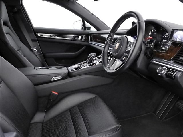 PORSCHE PORSCHE PANAMERA 2020