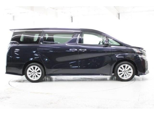TOYOTA VELLFIRE 2017