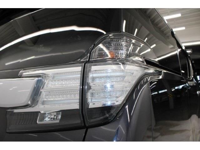 TOYOTA VELLFIRE 2017