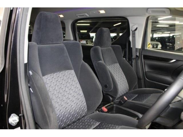 TOYOTA VELLFIRE 2017