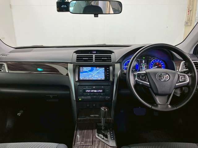 TOYOTA CAMRY HYBRID 2015