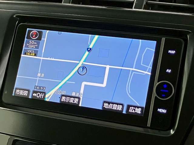 TOYOTA PRIUS Alpha 2013