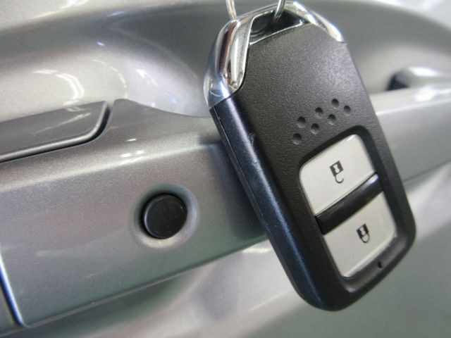 HONDA SHUTTLE HYBRID 4WD 2020